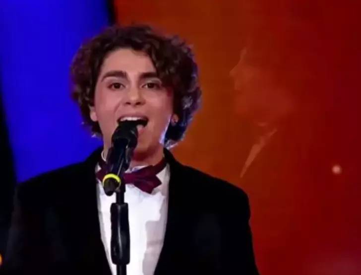 Ebru Gündeş ve Hadise onun için kavga etmişti! Minik star Aziz'in son haliyle şok etti, bakın şimdi ne yapıyor? 2